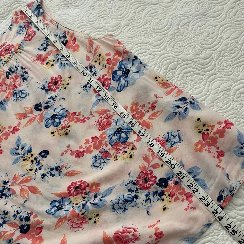 Talbots Top Sleeveless Floral Size Medium - Picture 9 of 11